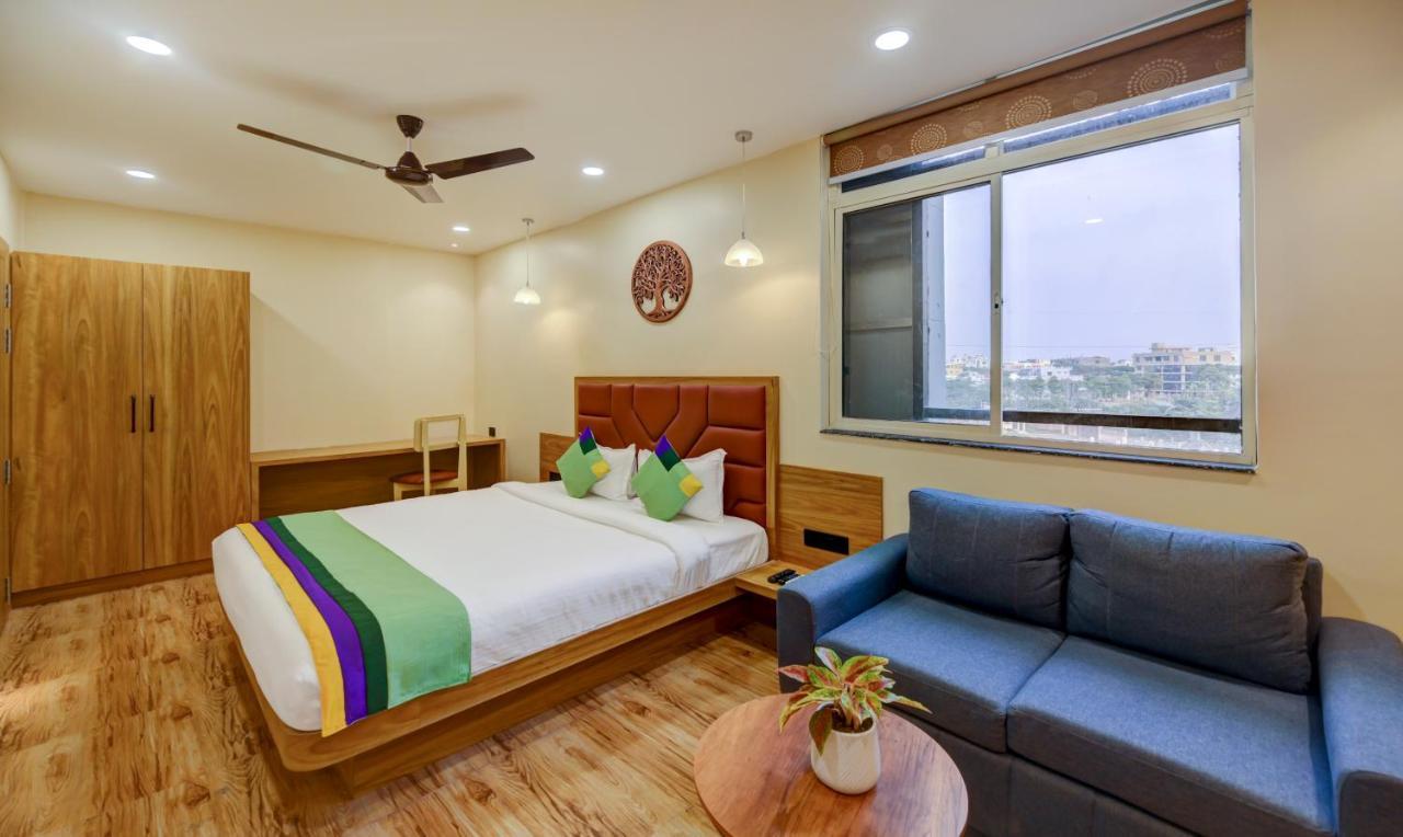 Treebo Aasma Downtown Hotel Bhubaneswar Exterior photo